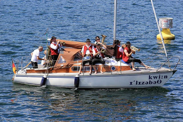 方面都有明 方面都有明